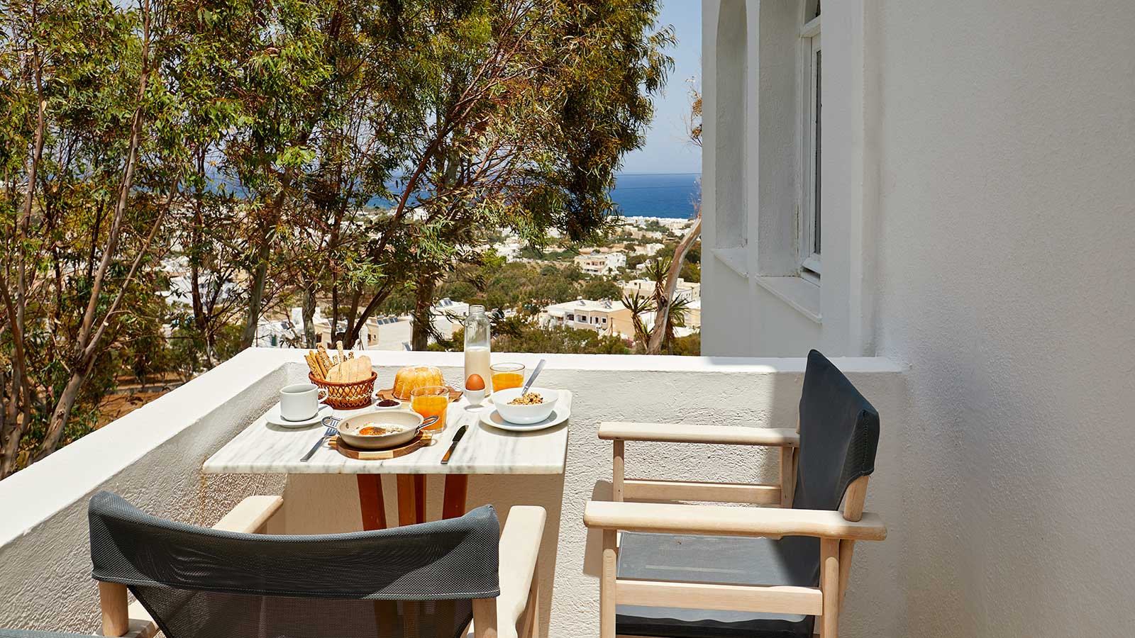 Facilities of Acropole Sunrise Hotel in Santorini, Kamari